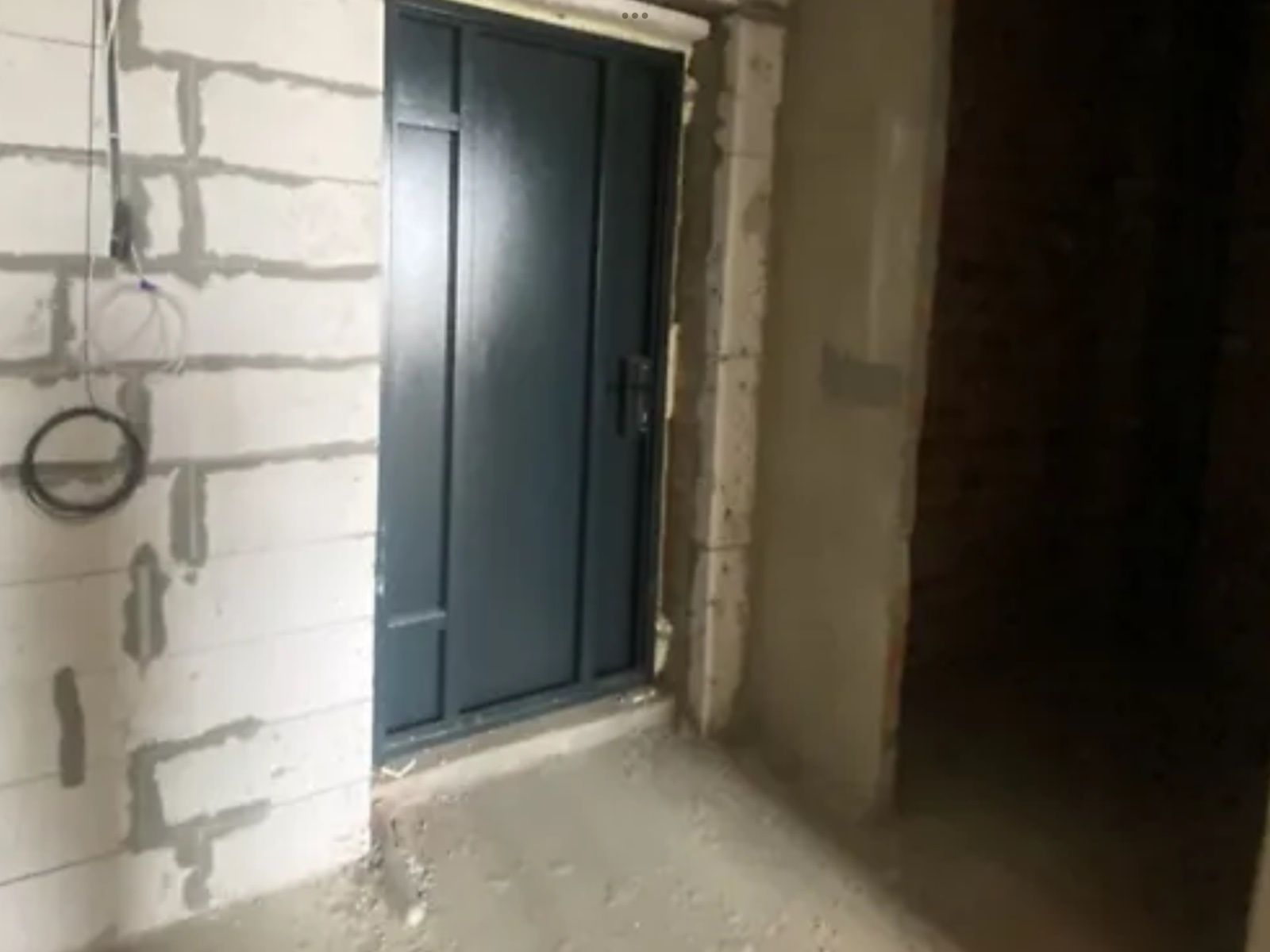 1833368877849479