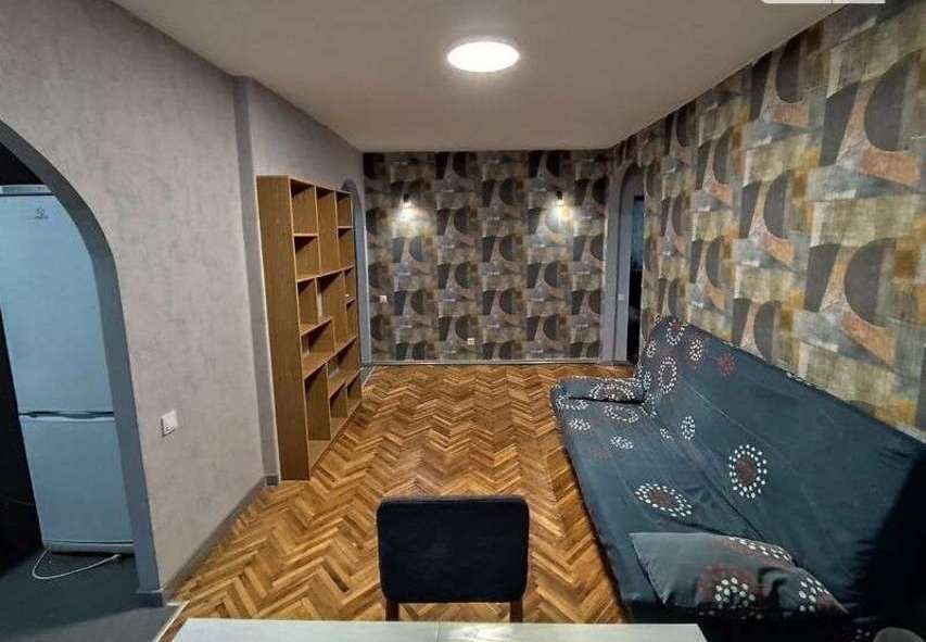 1839067851623048