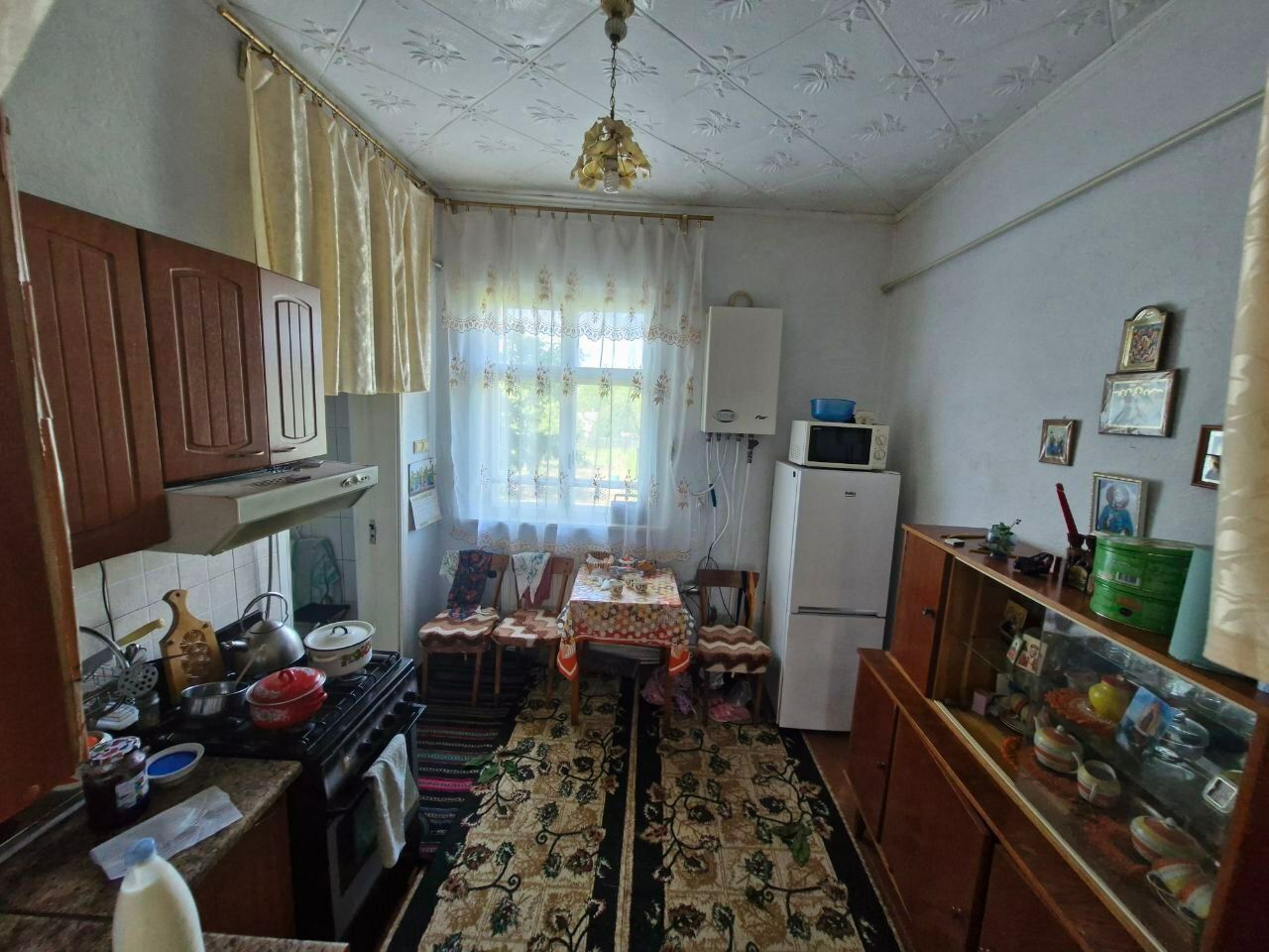 1835303771388480