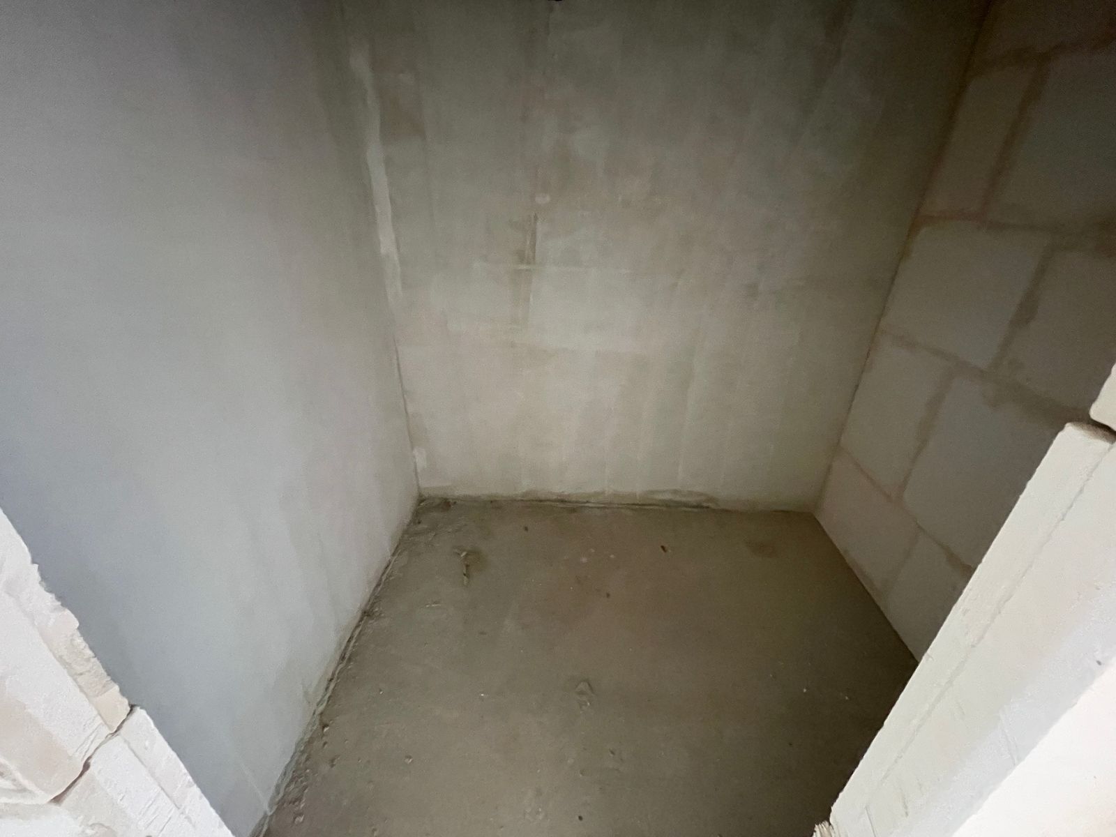 1837372577459480