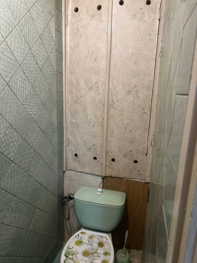 1833816353729481