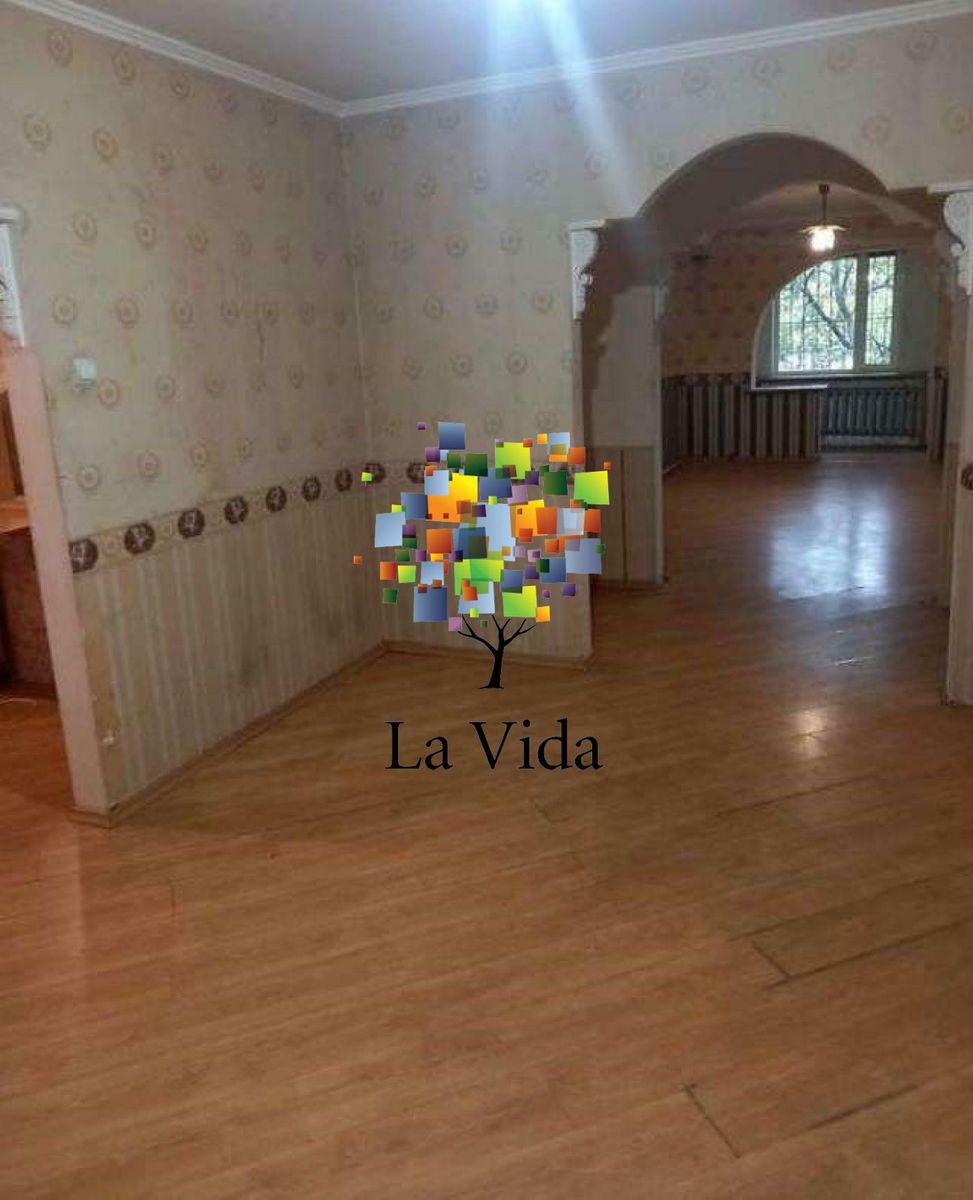 1835982094044484