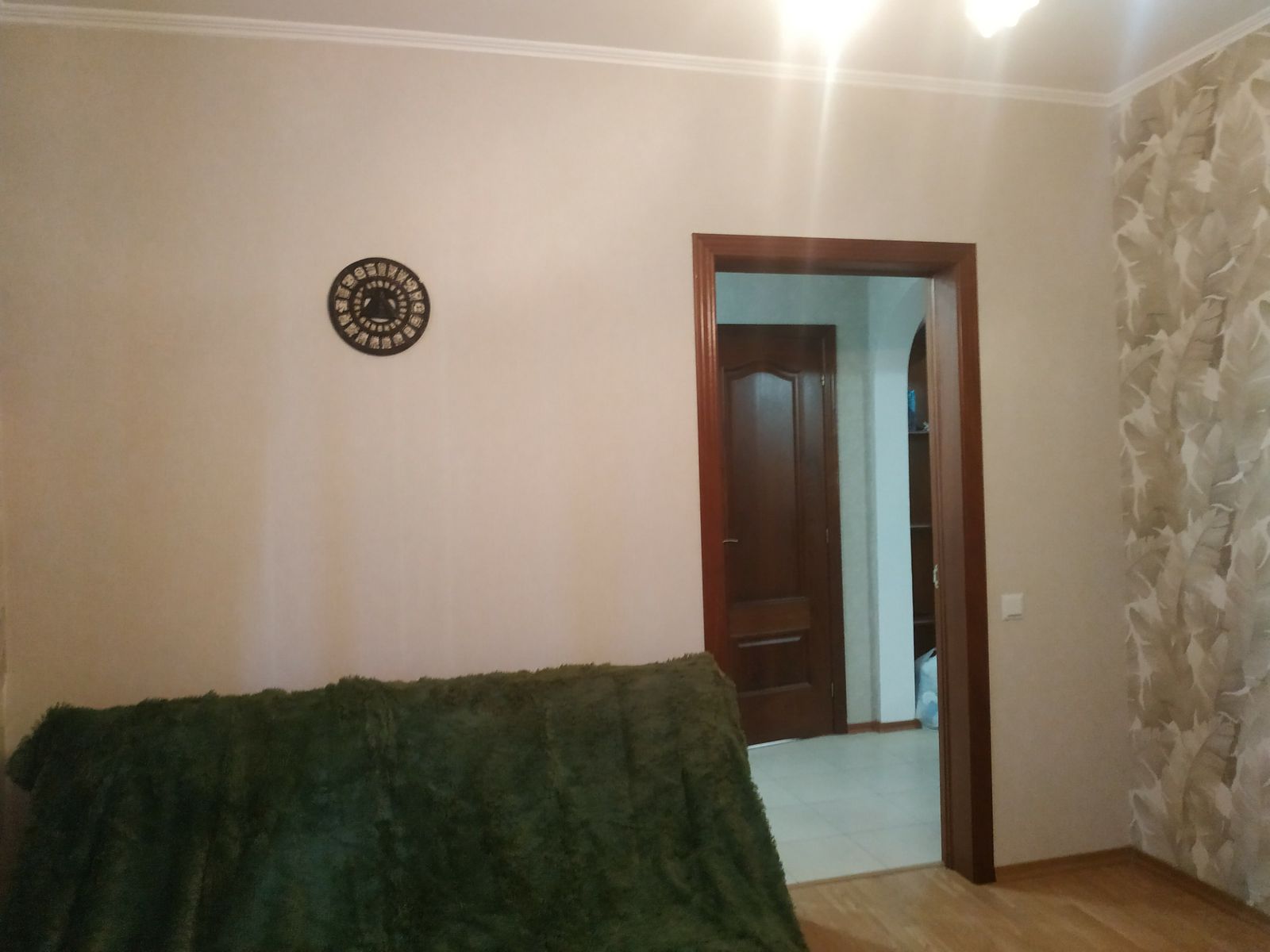 1736240245585485