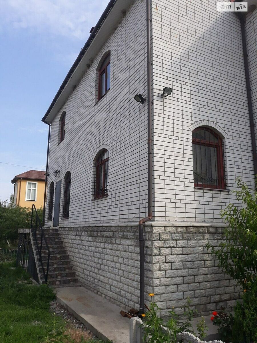 1835812709861485