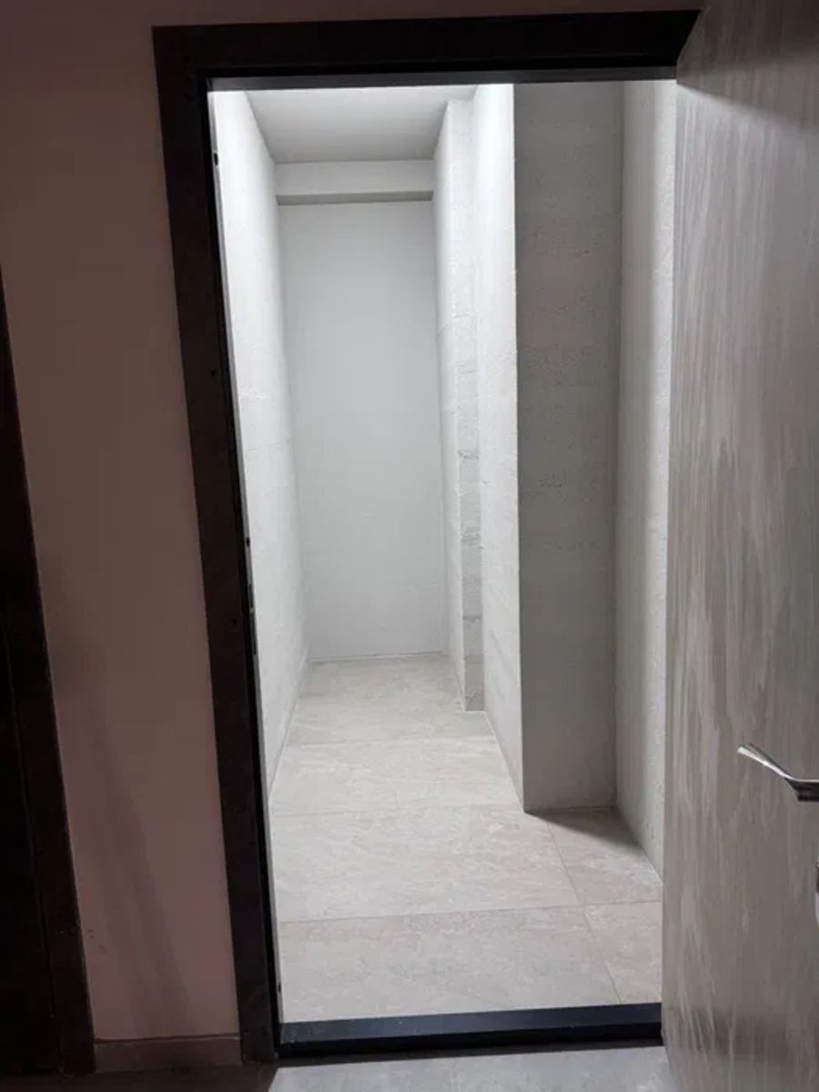 1836444697784485