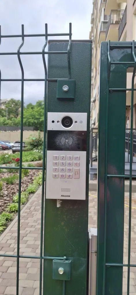 1836504463005485