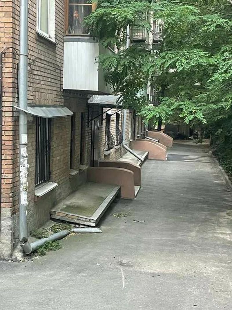 1838429719795485