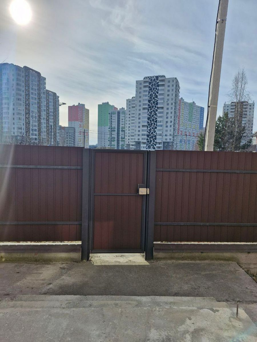 1826377246296486