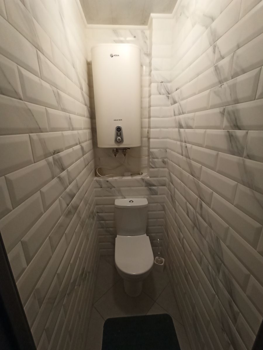 1835438578190487