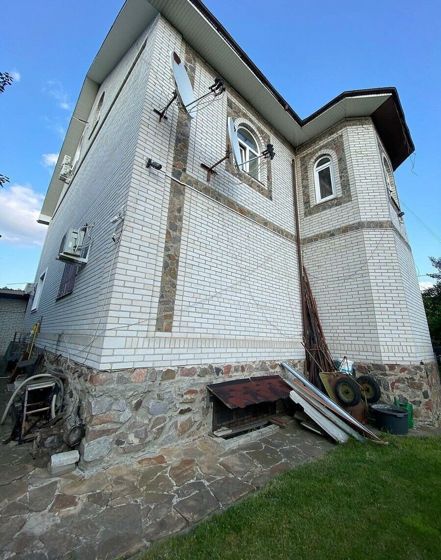 1836073266536489