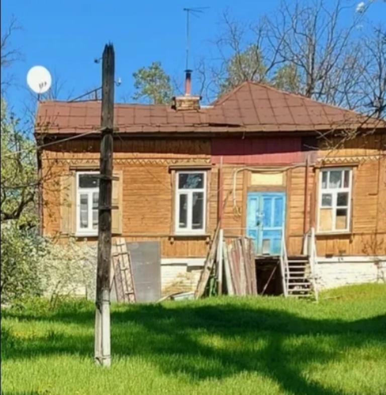 1835358223620049