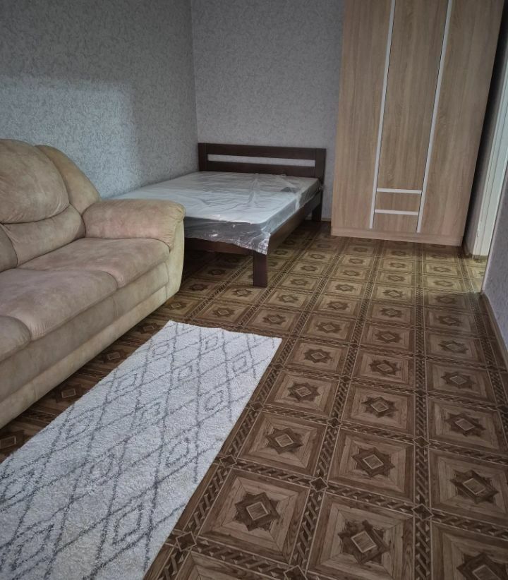1837069160551049