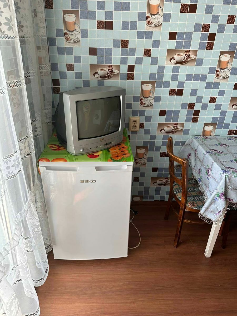 1837432853034049