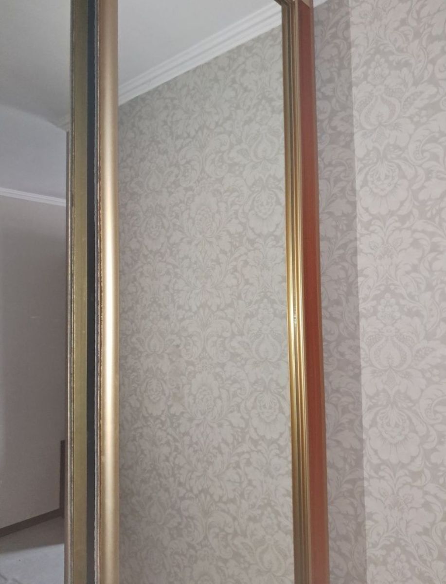 1835081378464491