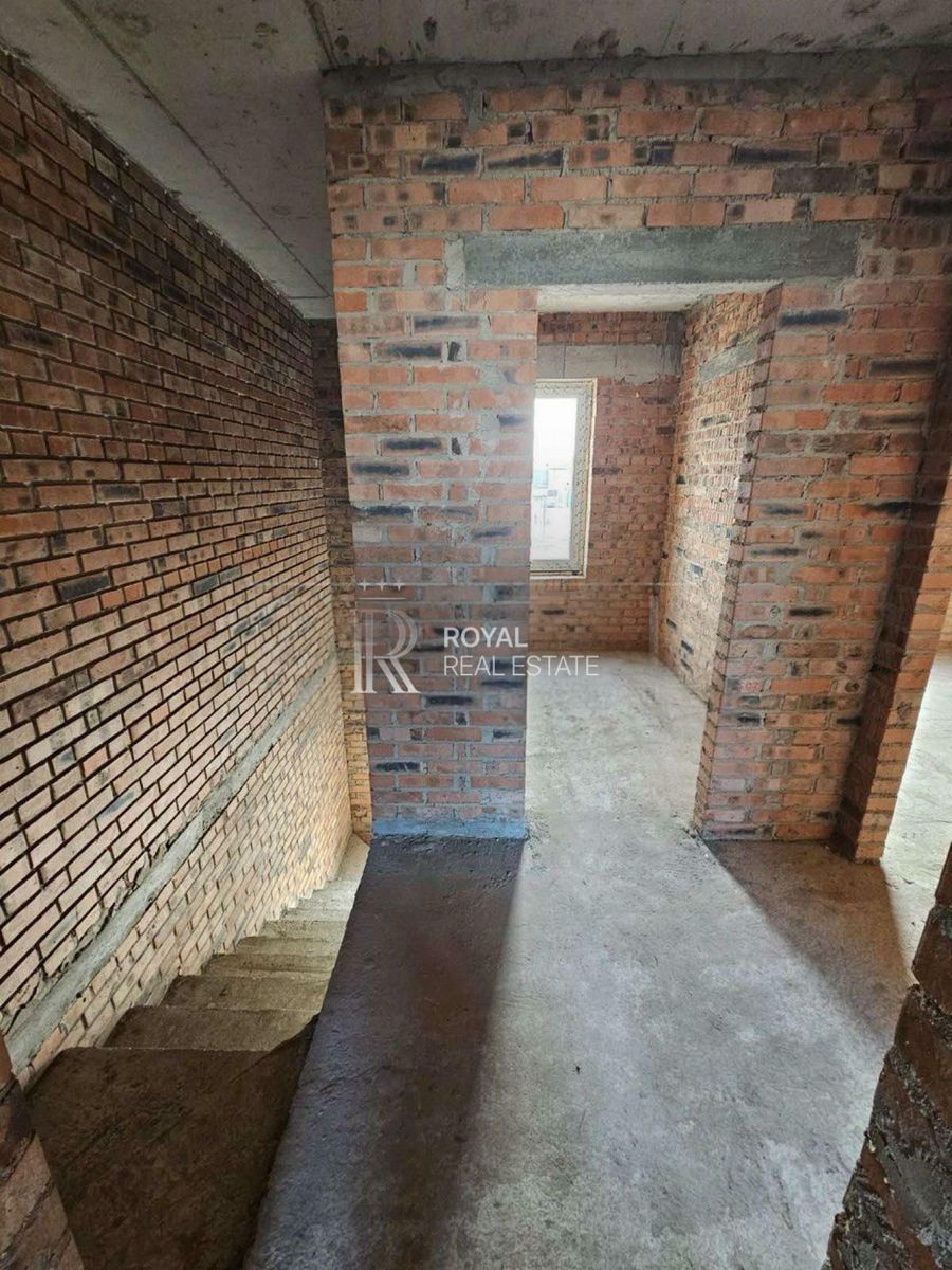 1837167755373491