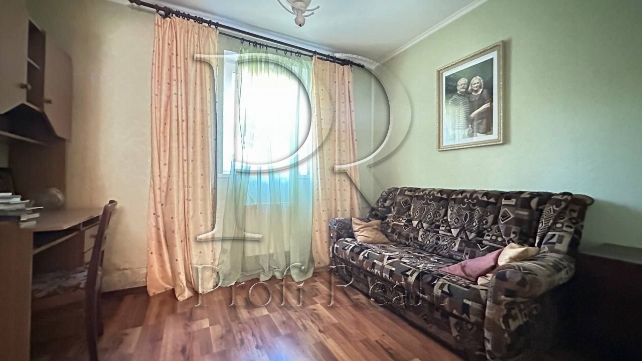 1841687636289491