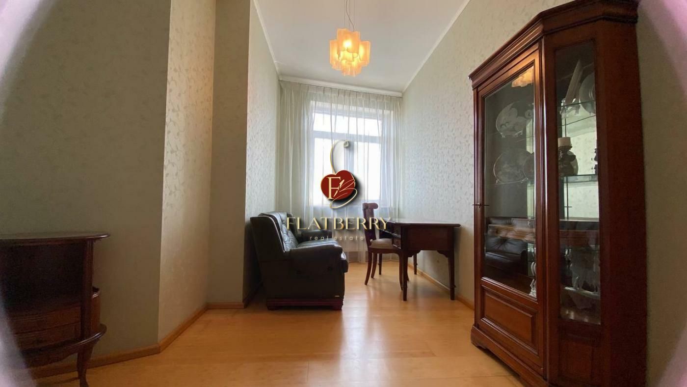 1836644897050492