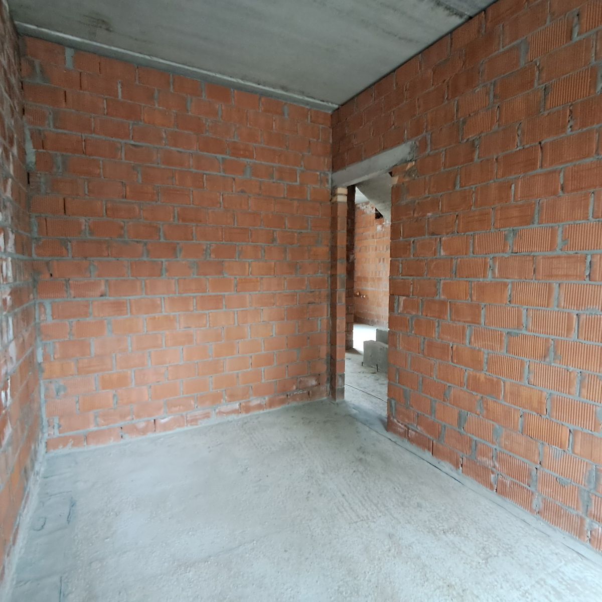 1837156088115492