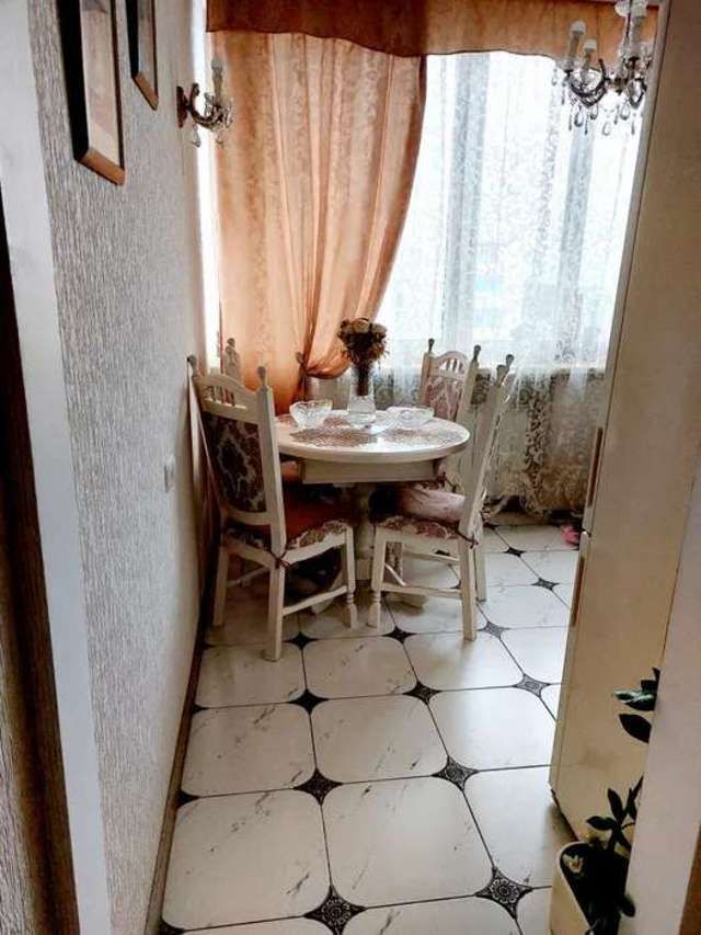 1839061150036492