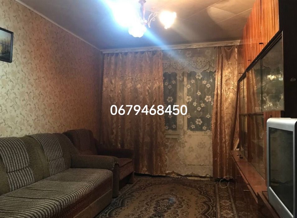 1831285759904495