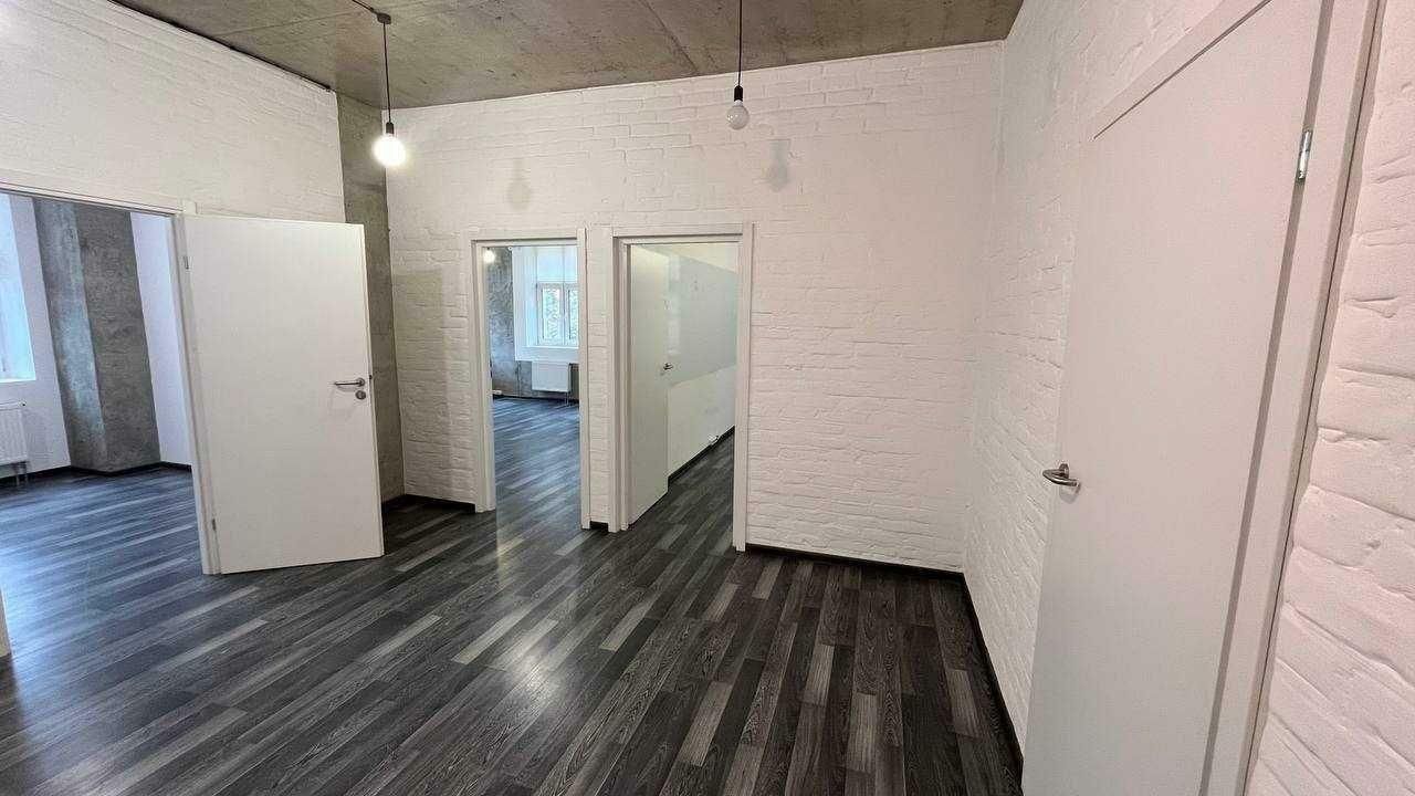 1835800993435495
