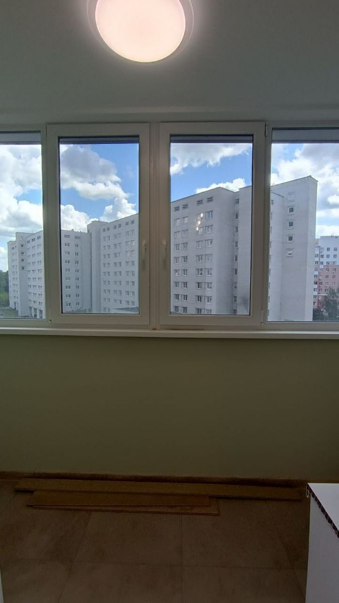 1835976704095495
