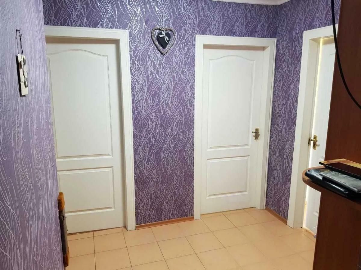 1835903080114496