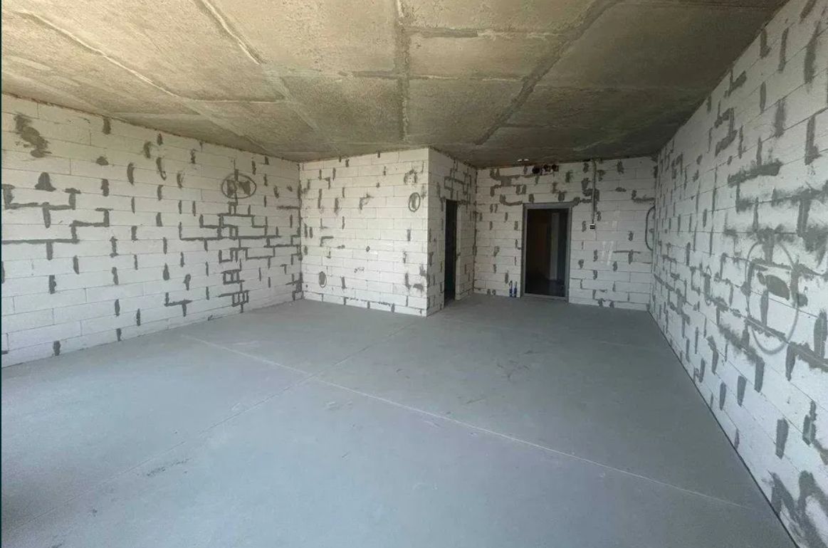 1834200367336498