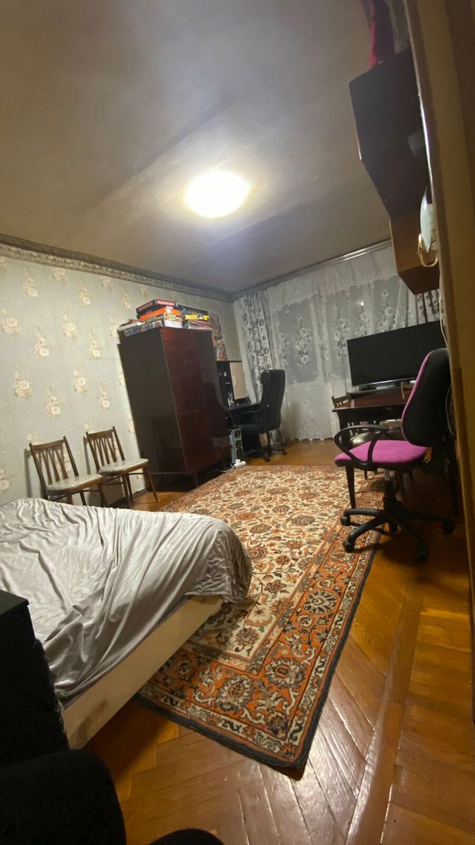 1837204839752499