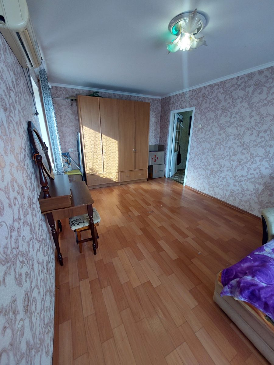1800497537901050