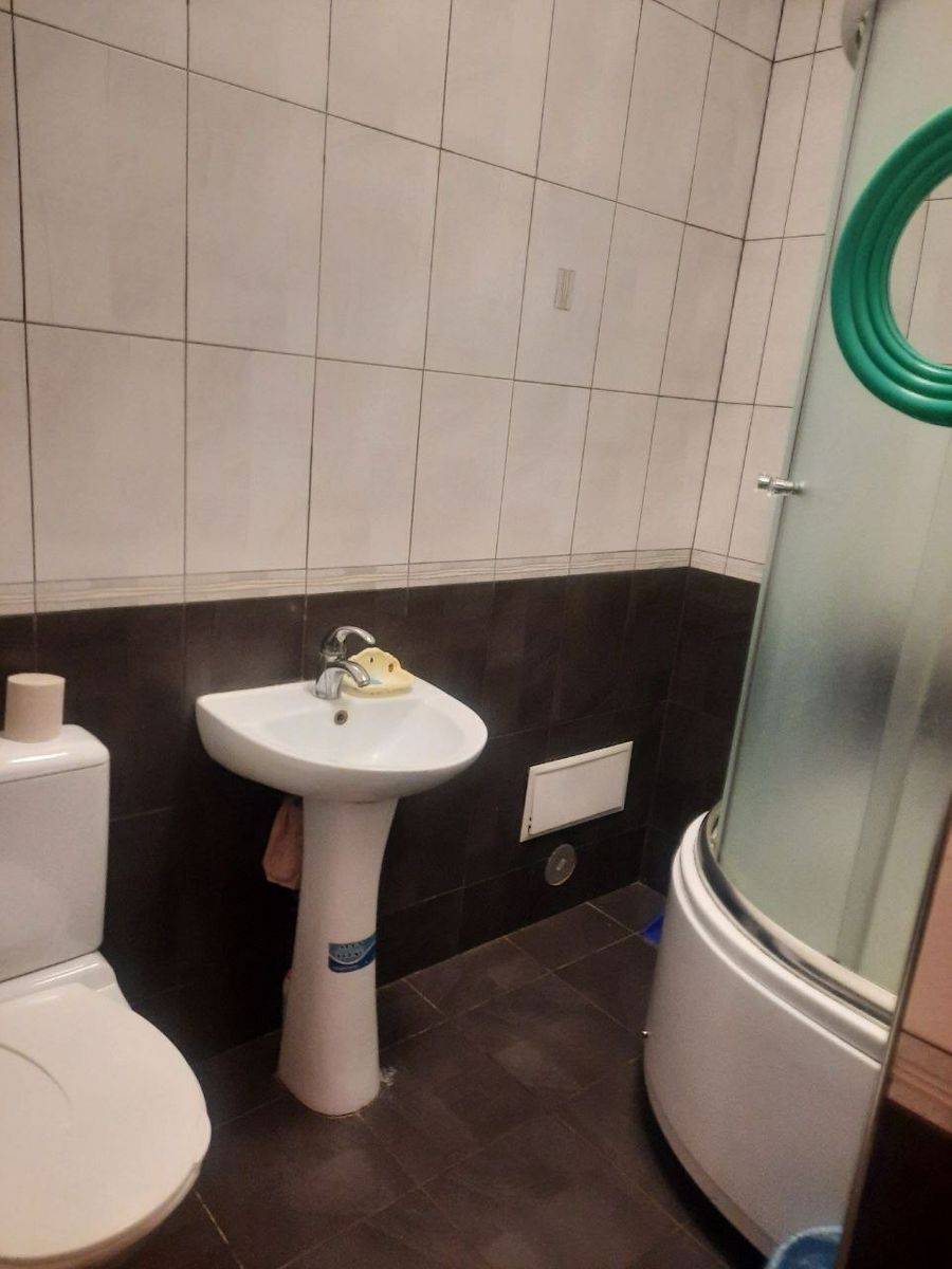 1803283095654050