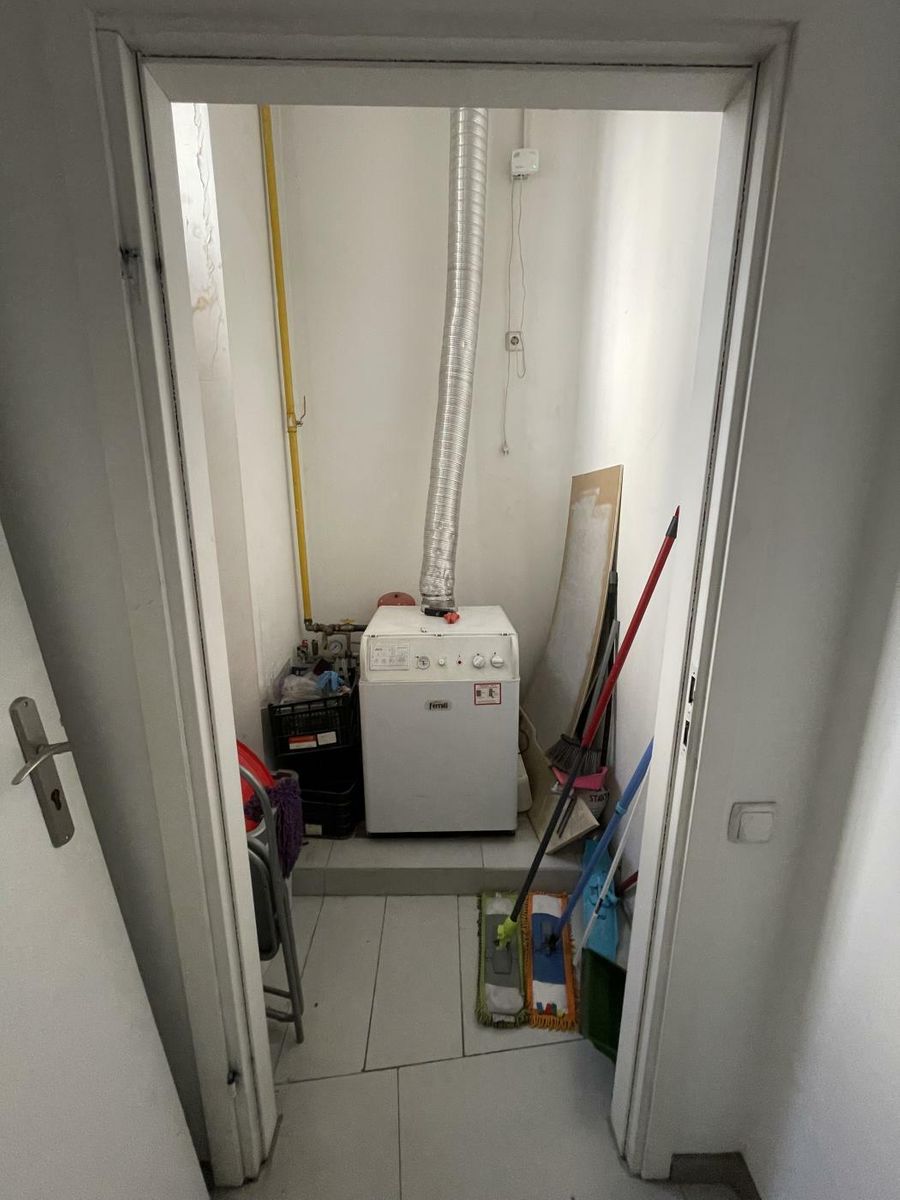 1825041299266050