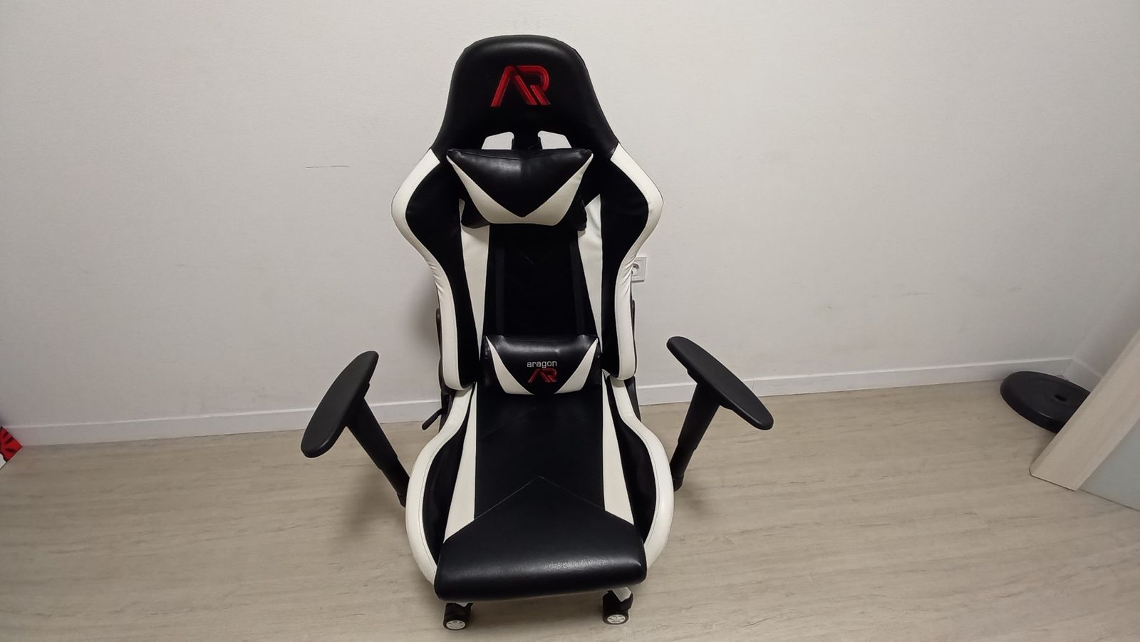 1834079428757050