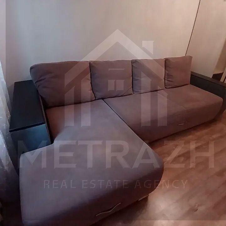1835114955033050