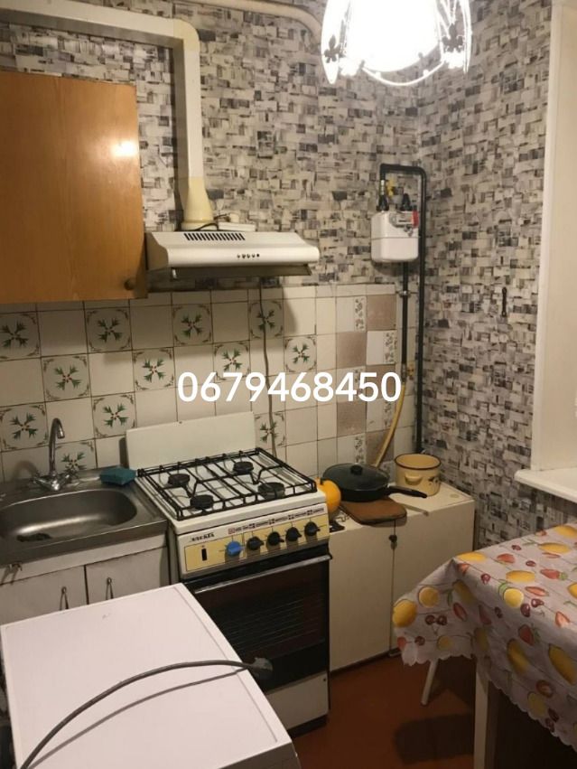1831285759005500