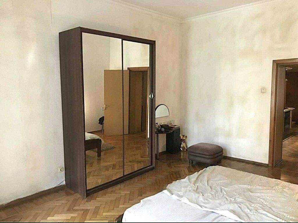 1803092790623501