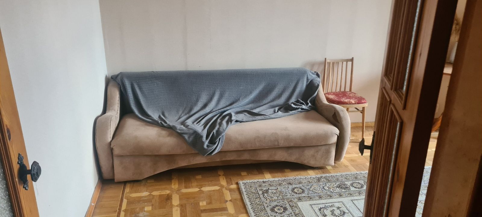 1837804983518501