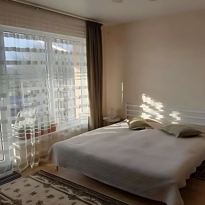 1836434168981502