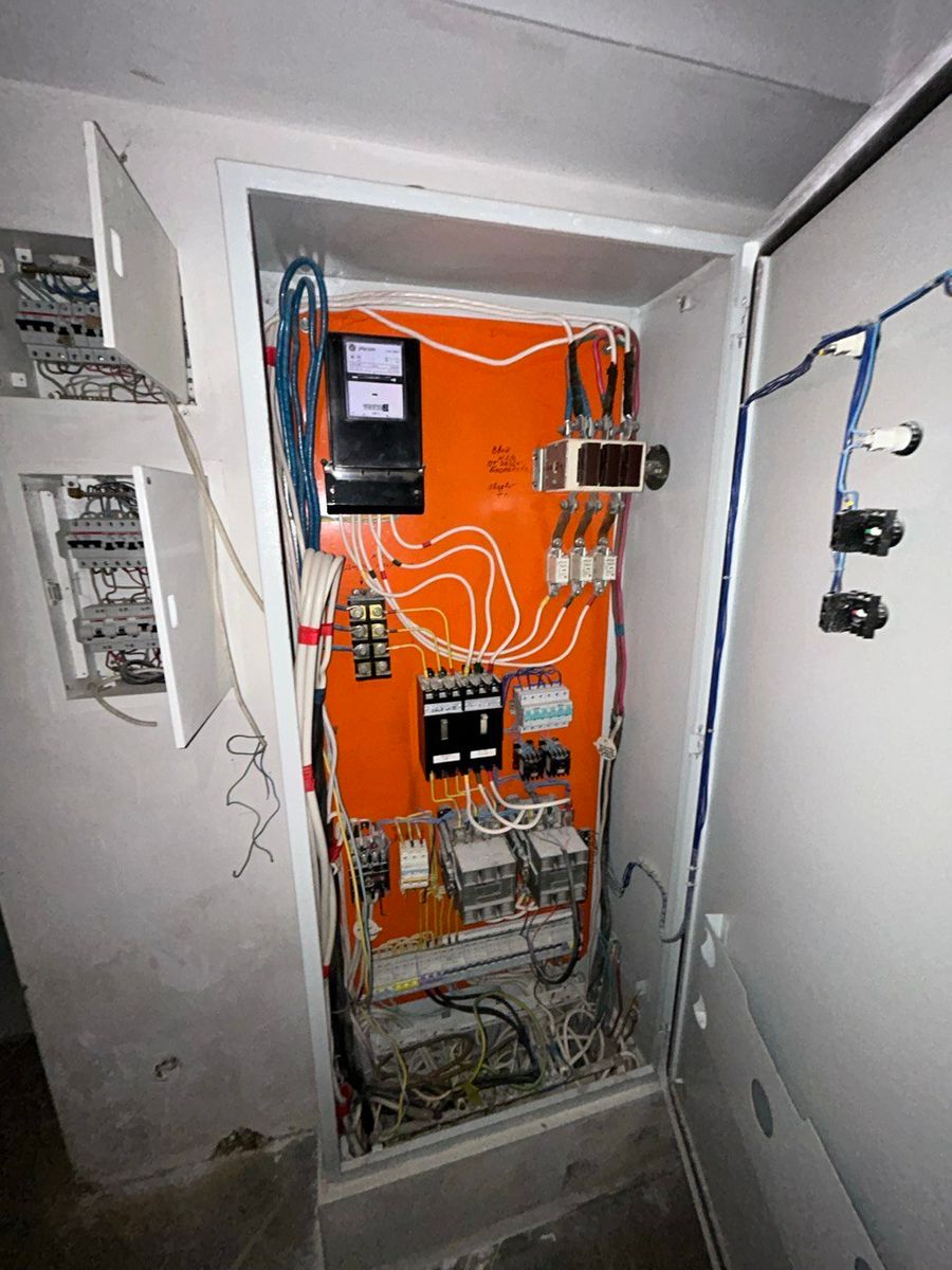 1835745004566503