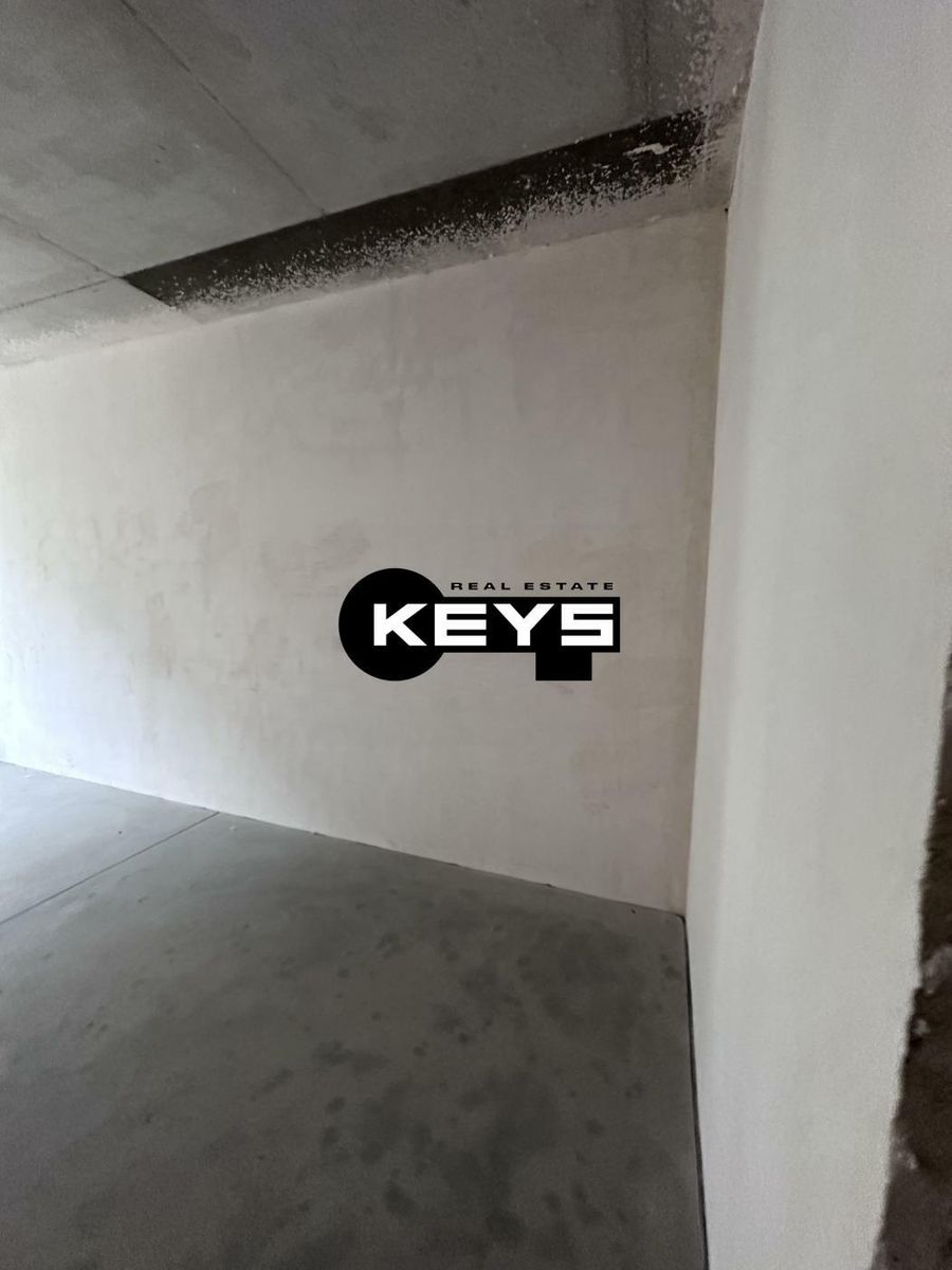 1829005382775504