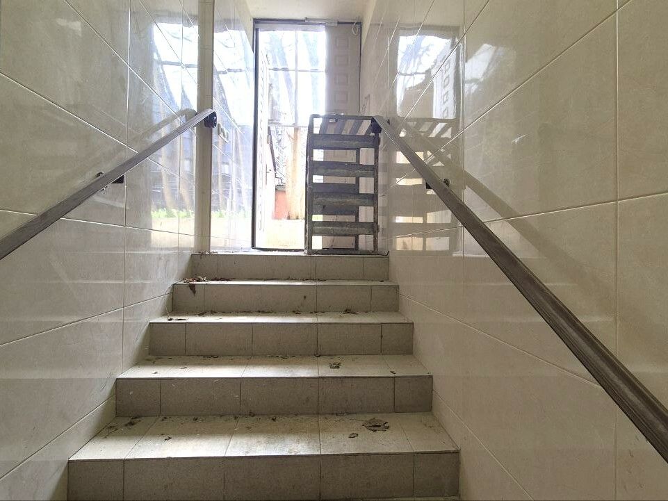 1834631292171504
