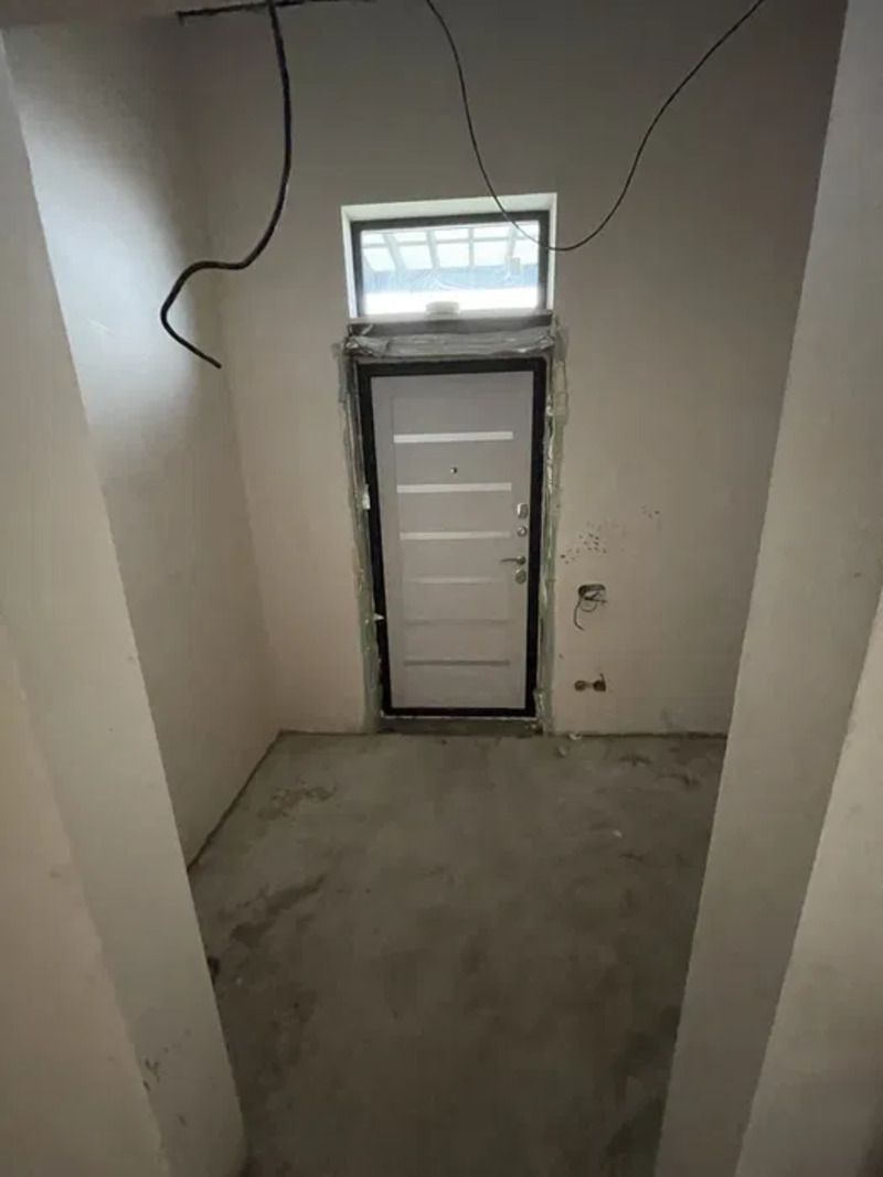 1842003370661504