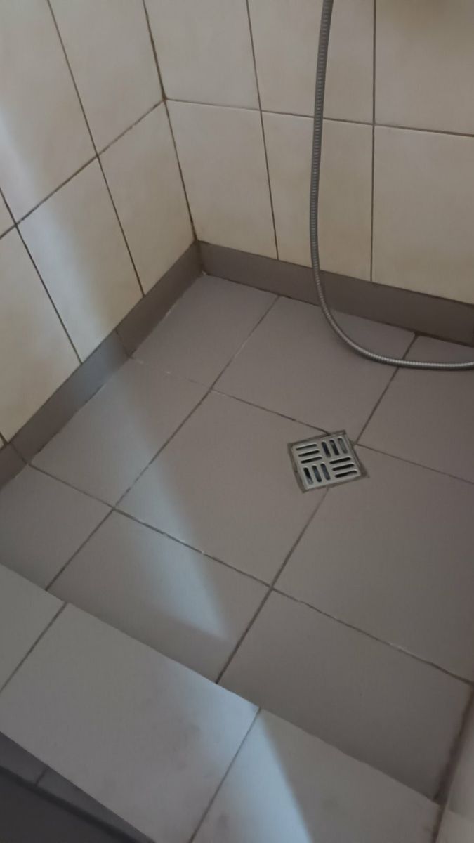 1833096778410505