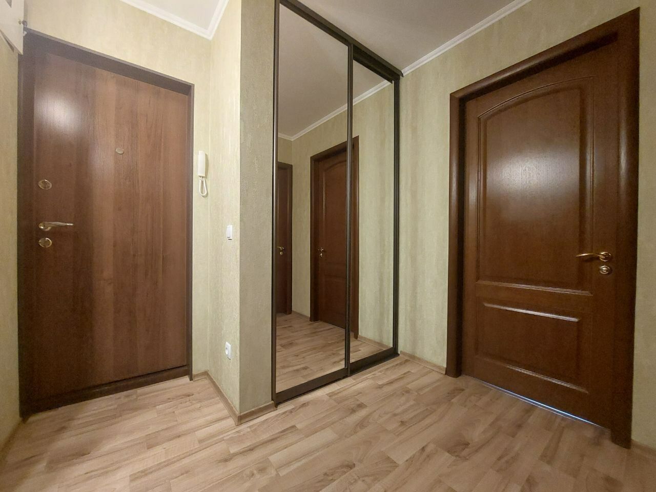 1822251294366509