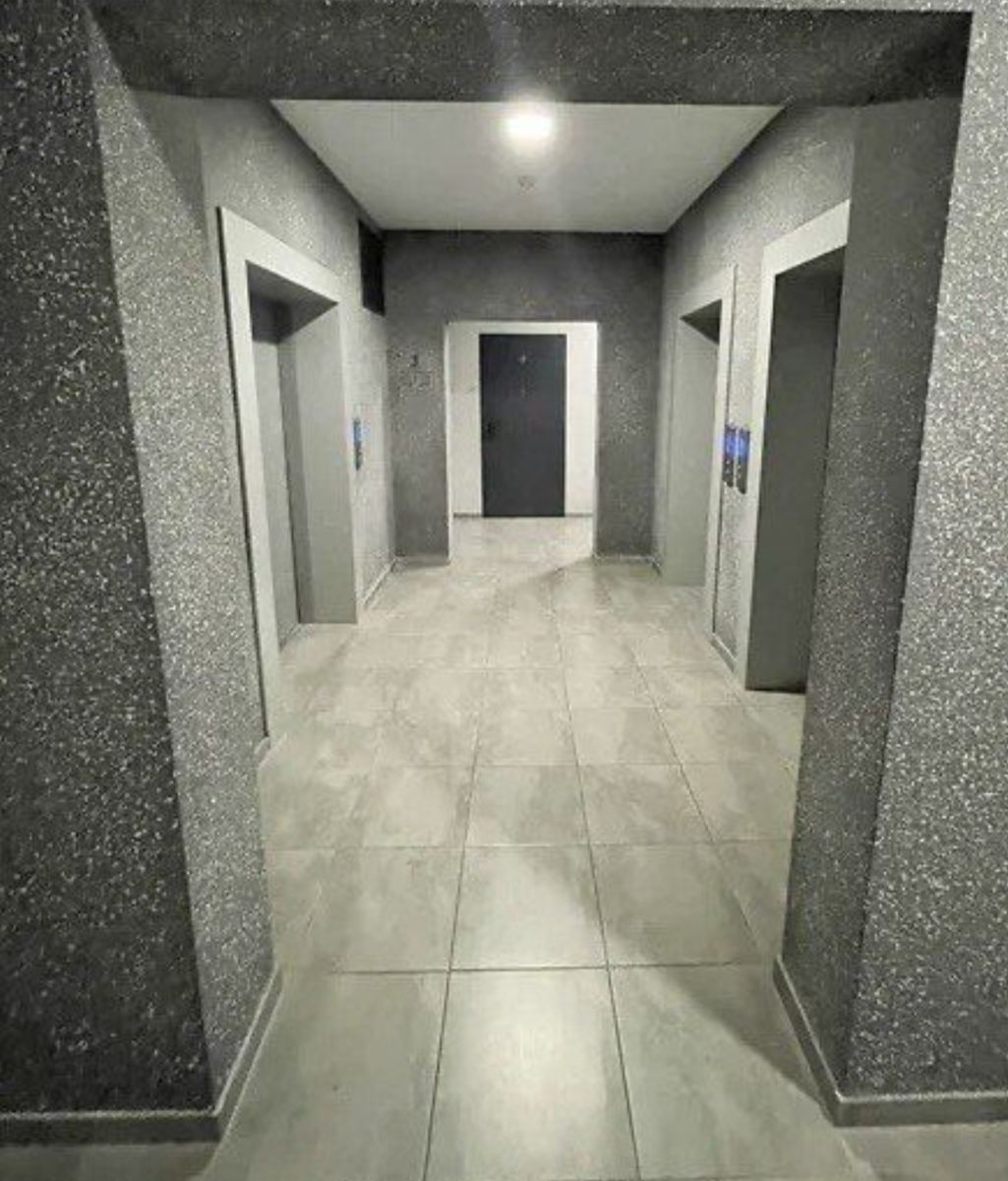 1839381634303512