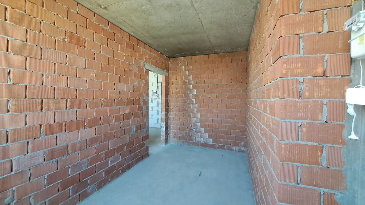 1834542207869514