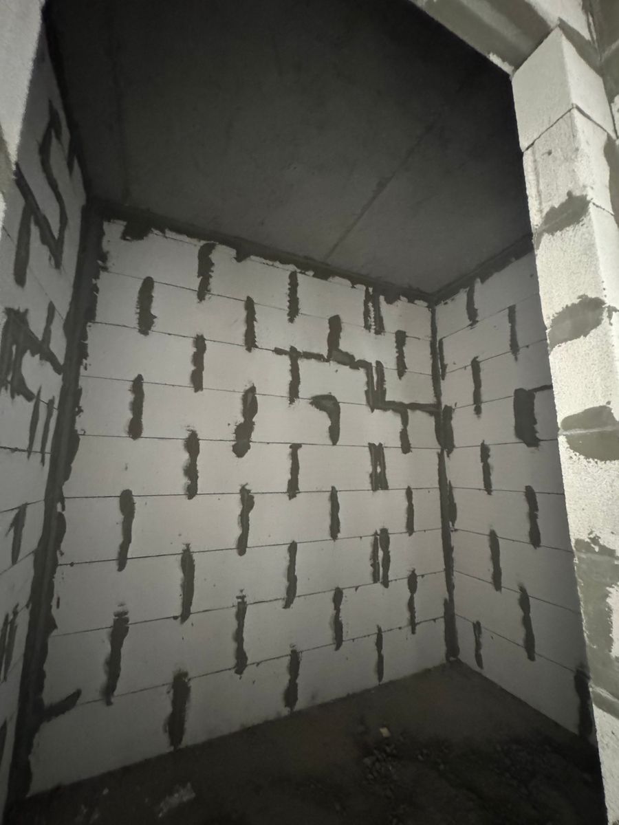 1835007952080514