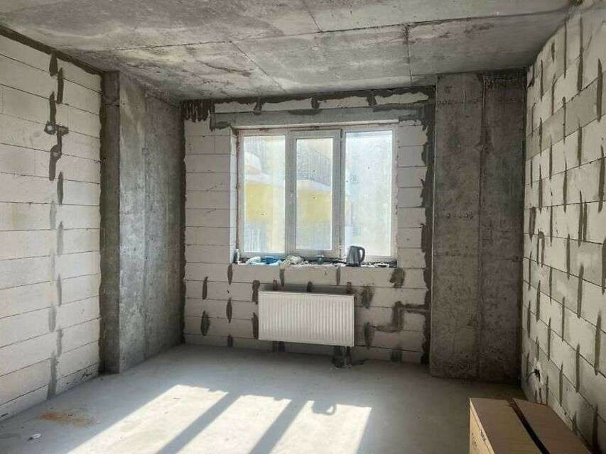 1831289662353515