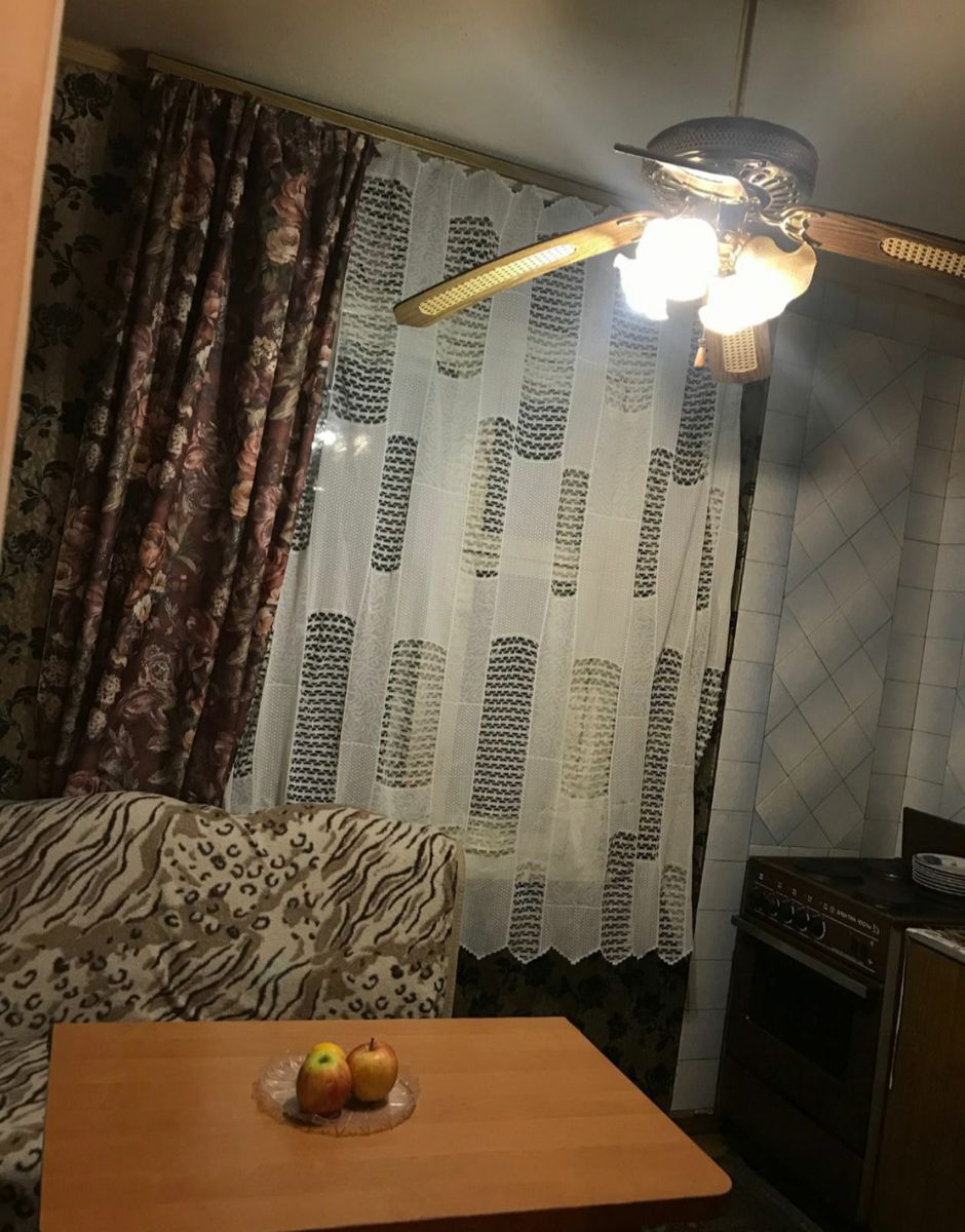 1832526878441515