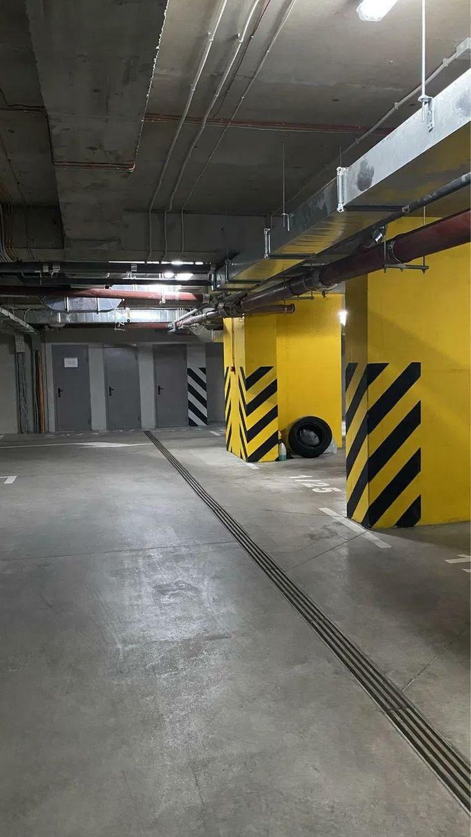 1832189451680517